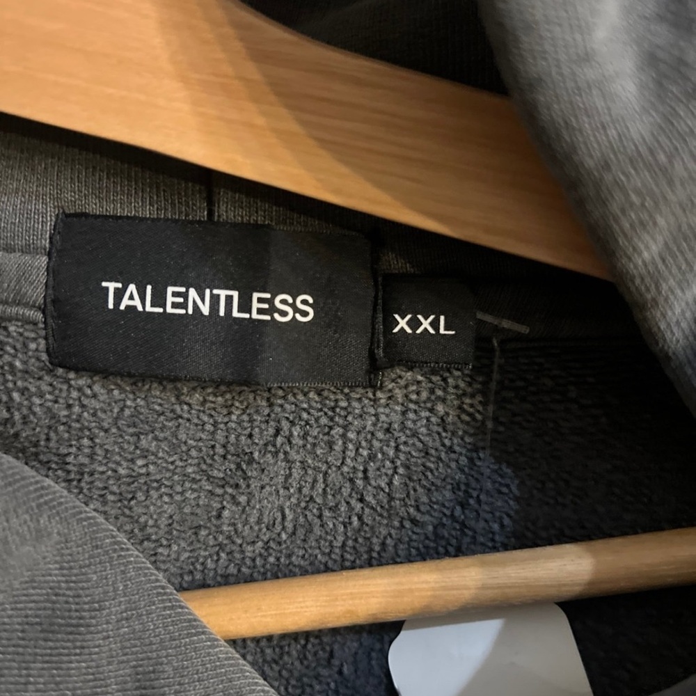 Talentless Circle Logo Hoodie Sz 2XL - Picture 3 of 6